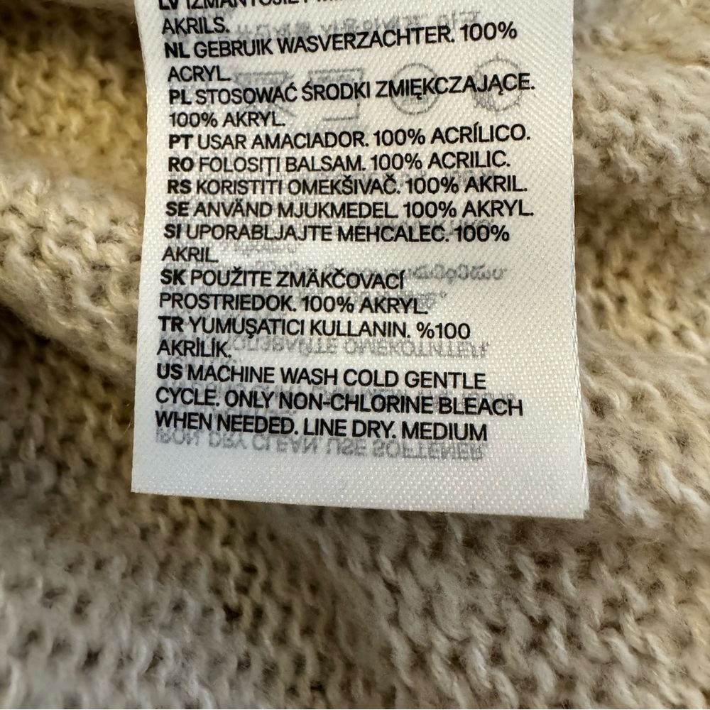 H& M Divided Tan Cropped Sweater B10/29 - Picture 6 of 9